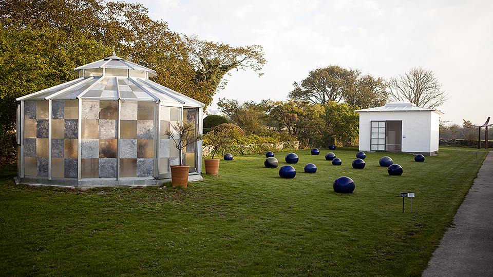 Spännande konsthall och vacker skulpturpark på södra Gotland bild 6