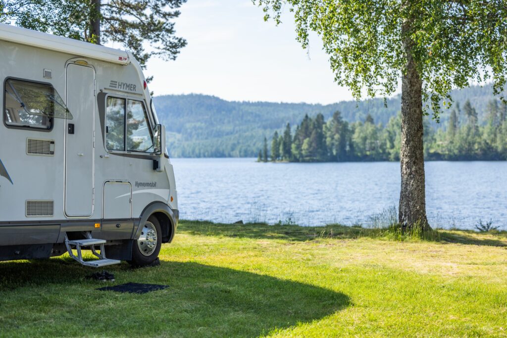 Prisbelönt camping med oslagbar sjöutsikt bild 2