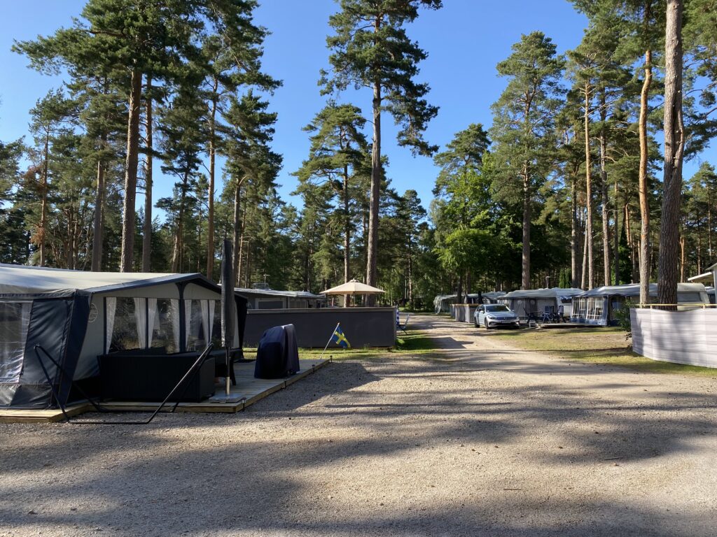 Rigeleje ligger vackert vid havet bild 5