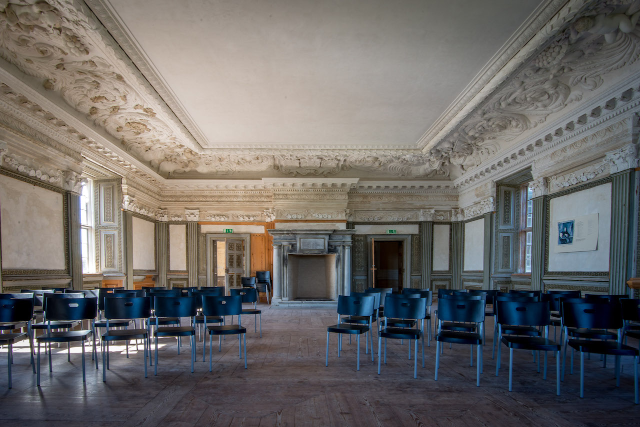 Mälsåkers slott på Sveriges största insjöö bild 5