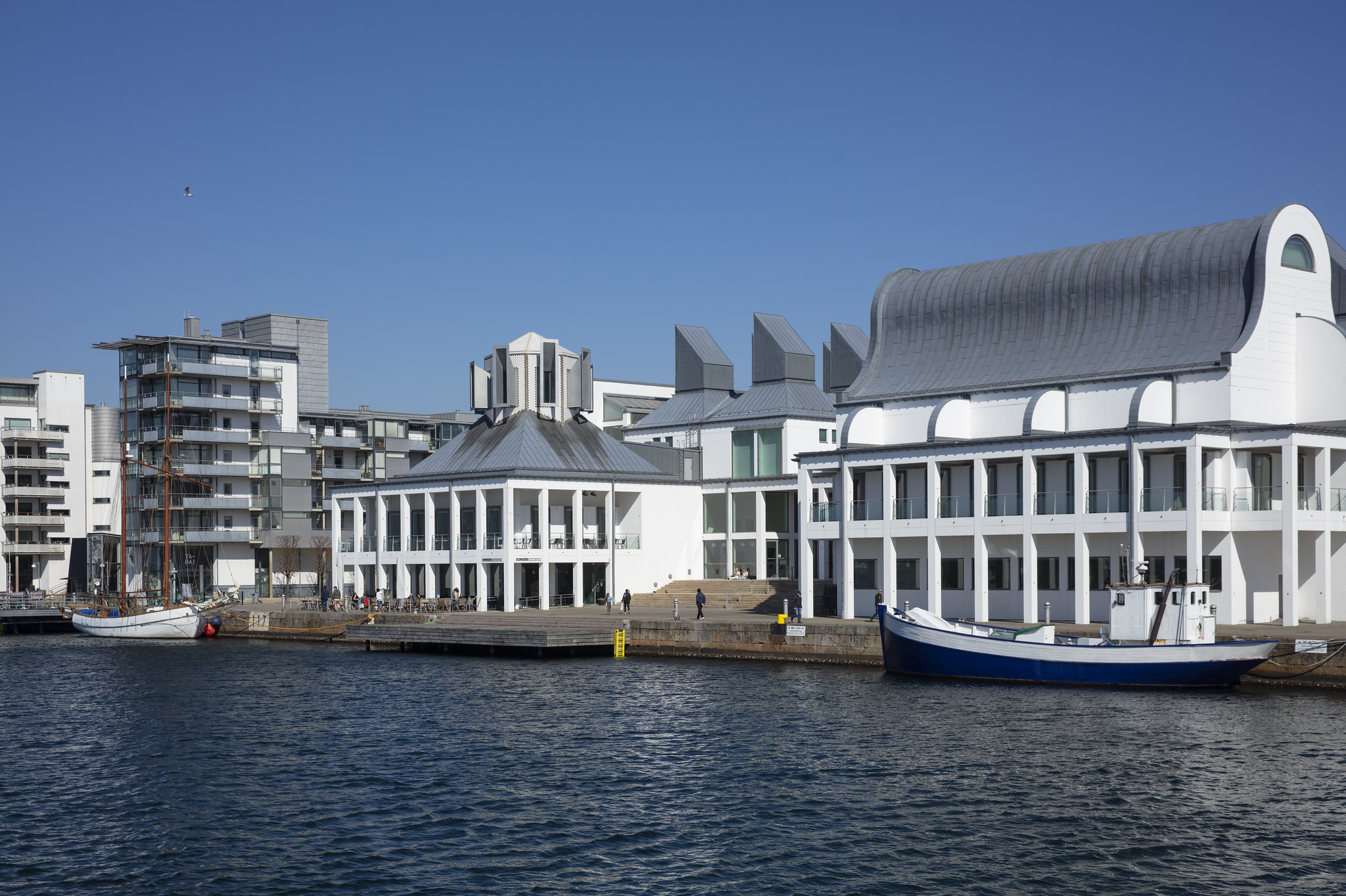 Nära till kulturupplevelser på Dunkers kulturhus bild 2