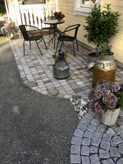 Unik gårdsbutik med konsthantverk bild 8