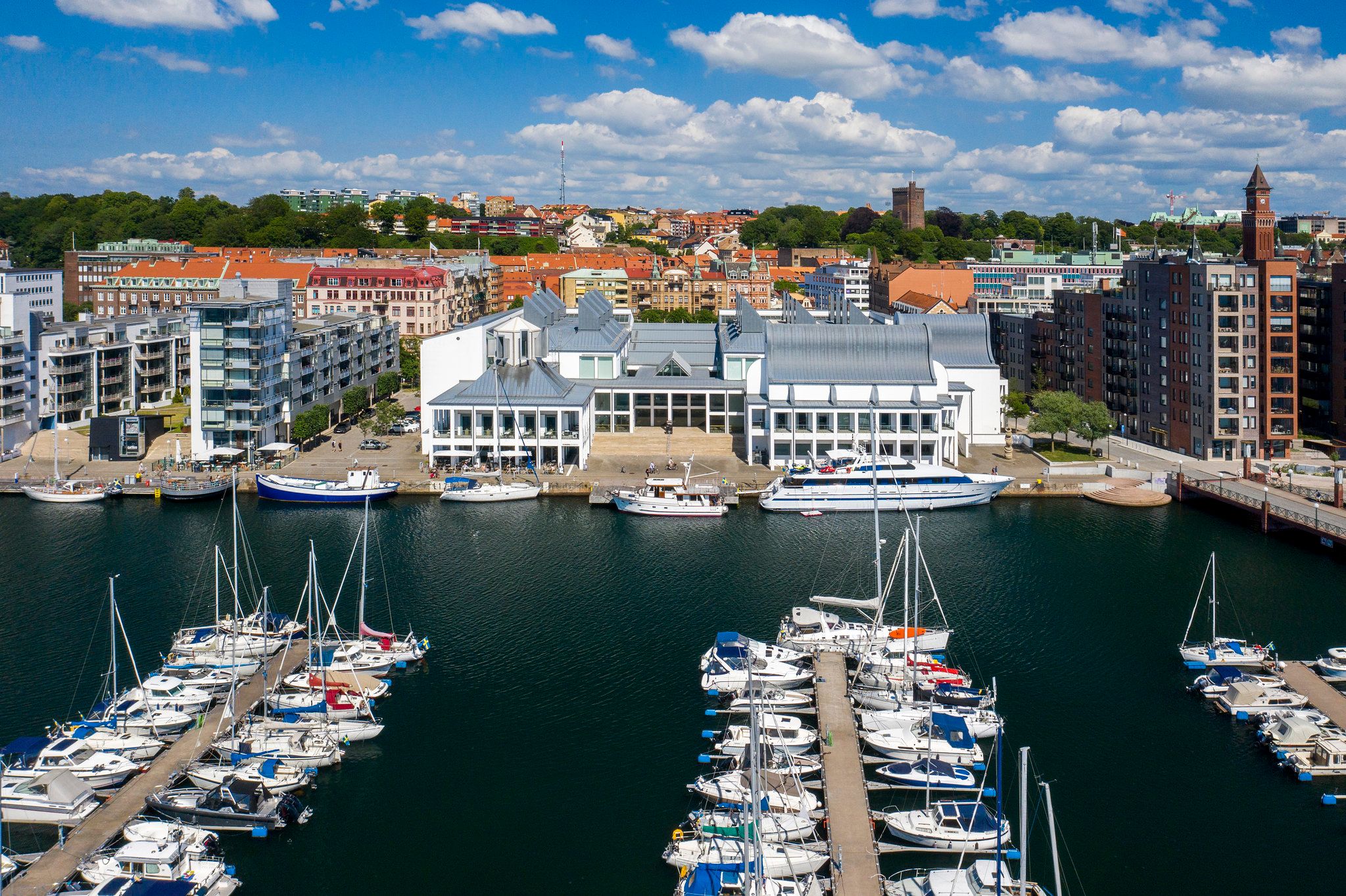 Nära till kulturupplevelser på Dunkers kulturhus