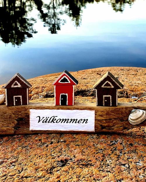 Unik gårdsbutik med konsthantverk