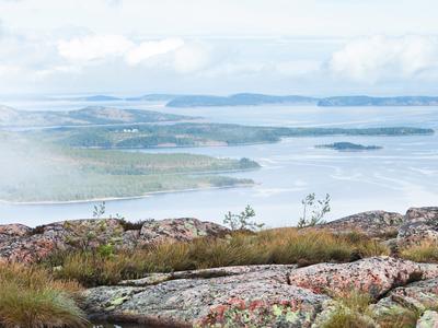 Vackra världsarvet Höga Kusten är ett måste om du söker naturupplevelser på riktigt hög nivå